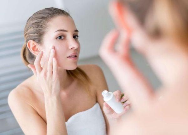 Dùng toner và serum: Khi nào và gợi ý các sản phẩm tốt nhất!