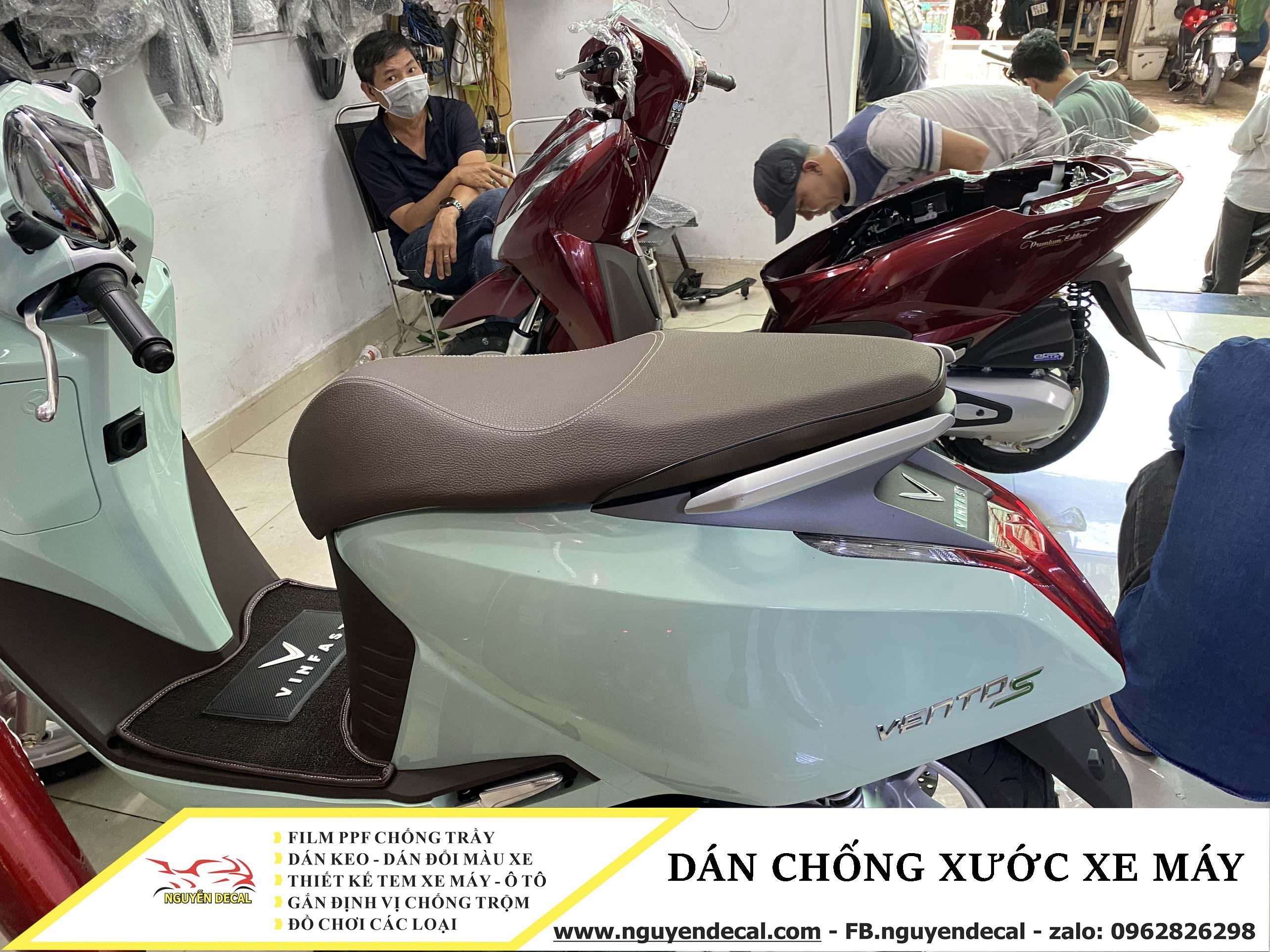 Dán chống xước cho xe máy