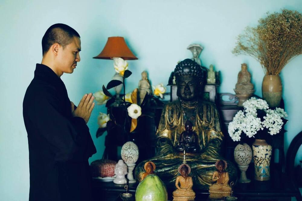 Niệm Phật có 30 lợi ích cả ba thời quá khứ, hiện tại và vị lai